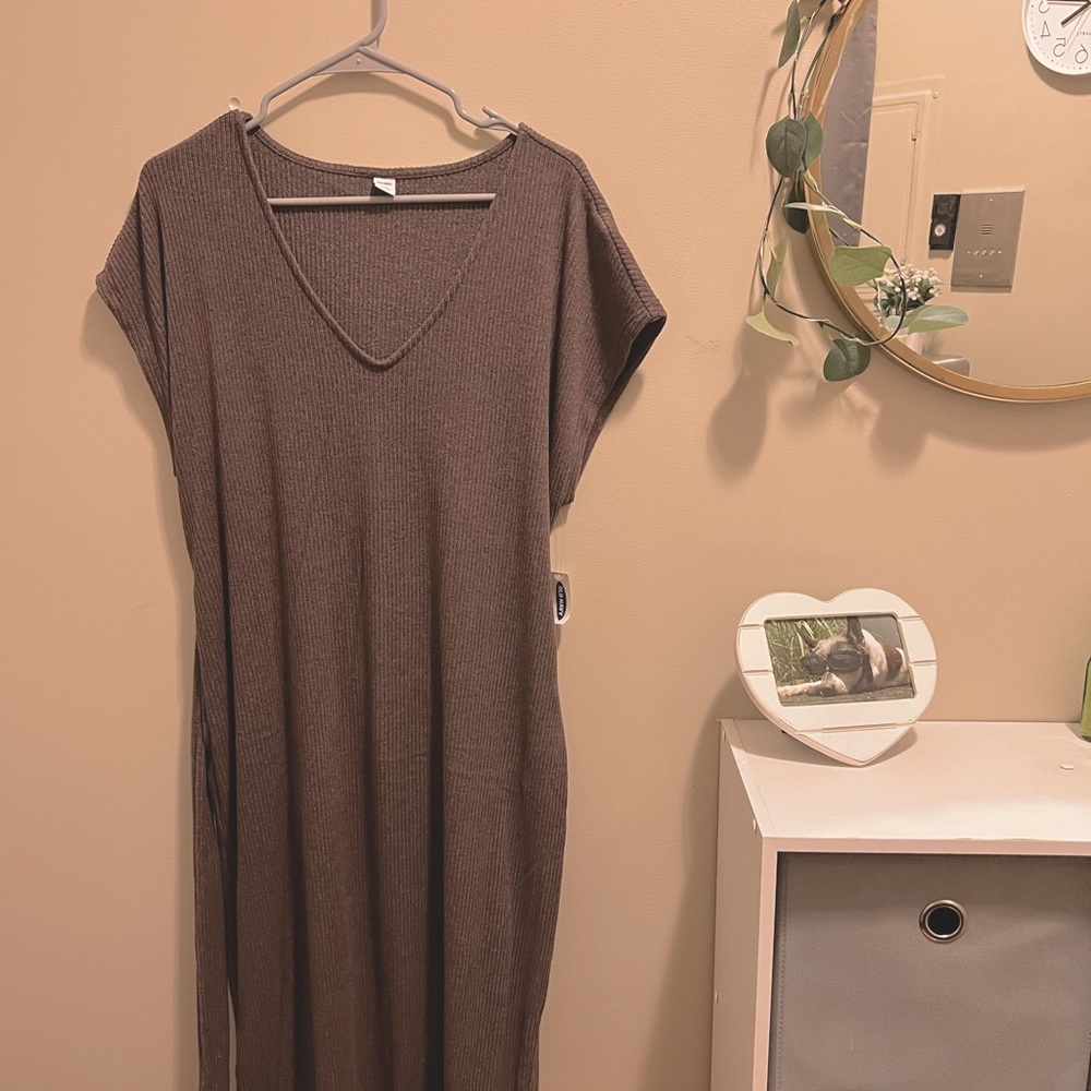 Never worn tags still attached, soft, brown long dress